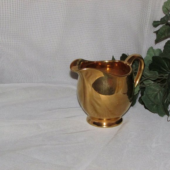 Royal Winton Golden Age Vintage Footed Creamer Gilt England - Picture 2 of 7